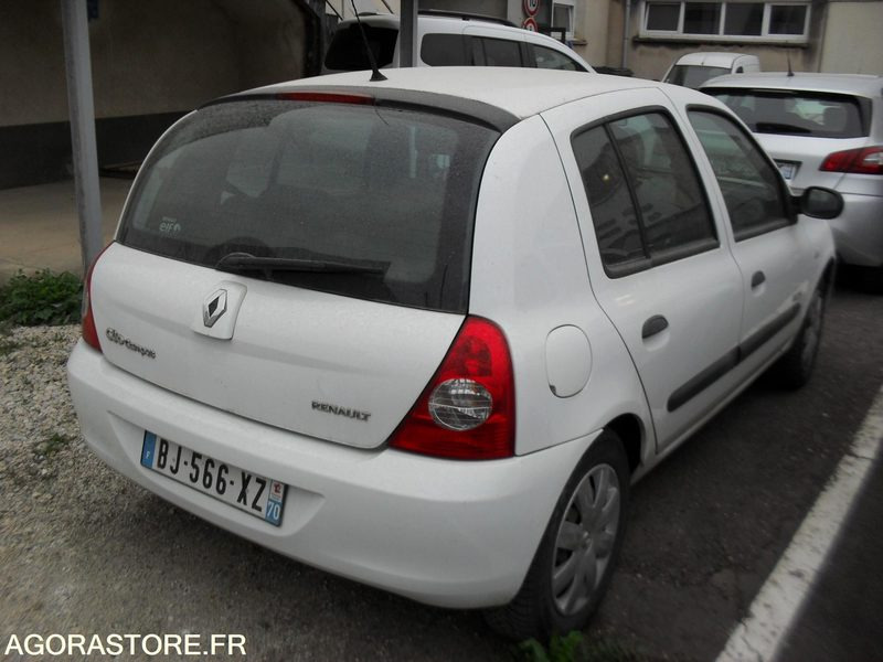 RENAULT CLIO 1.5 DCI 5 PORTES - Henkilöauto: kuva RENAULT CLIO 1.5 DCI 5 PORTES - Henkilöauto RENAULT CLIO 1.5 DCI 5 PORTES - Henkilöauto: kuva RENAULT CLIO 1.5 DCI 5 PORTES - Henkilöauto