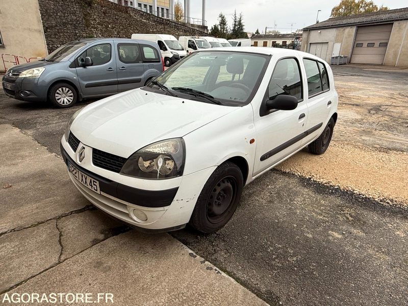 RENAULT CLIO - 2002 - 160000 KM - Henkilöauto: kuva RENAULT CLIO - 2002 - 160000 KM - Henkilöauto RENAULT CLIO - 2002 - 160000 KM - Henkilöauto: kuva RENAULT CLIO - 2002 - 160000 KM - Henkilöauto