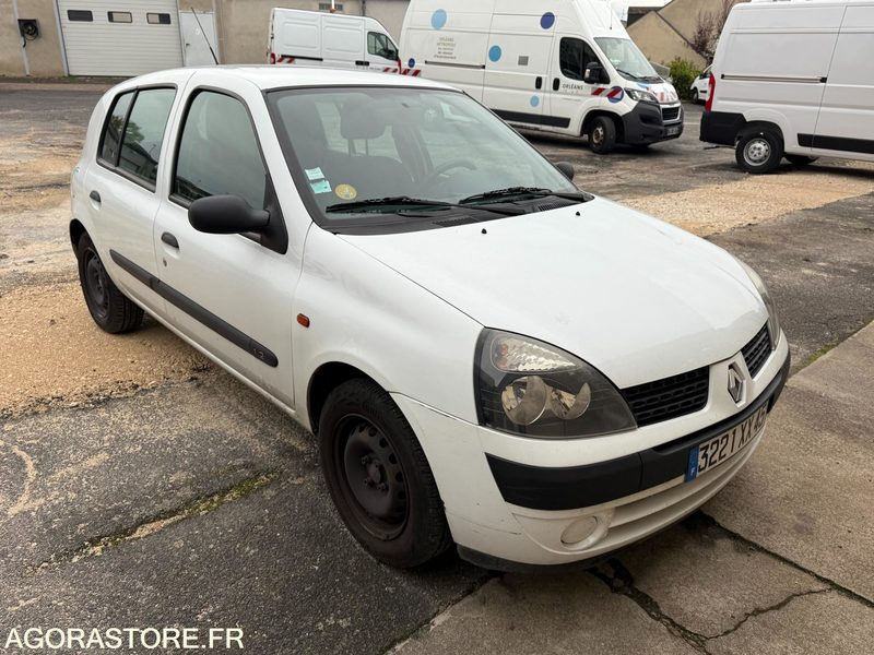 RENAULT CLIO - 2002 - 160000 KM - Henkilöauto: kuva RENAULT CLIO - 2002 - 160000 KM - Henkilöauto RENAULT CLIO - 2002 - 160000 KM - Henkilöauto: kuva RENAULT CLIO - 2002 - 160000 KM - Henkilöauto