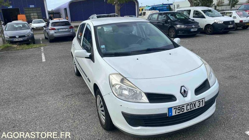 RENAULT CLIO - 2008 - 171835 KM - Henkilöauto: kuva RENAULT CLIO - 2008 - 171835 KM - Henkilöauto RENAULT CLIO - 2008 - 171835 KM - Henkilöauto: kuva RENAULT CLIO - 2008 - 171835 KM - Henkilöauto