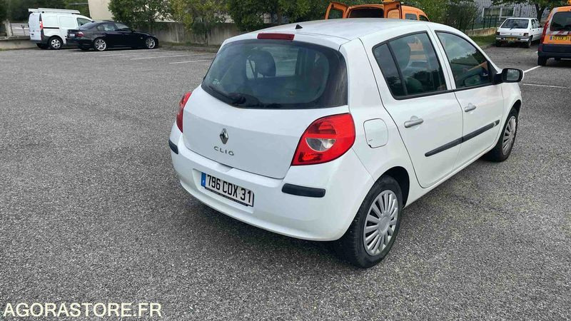 RENAULT CLIO - 2008 - 171835 KM - Henkilöauto: kuva RENAULT CLIO - 2008 - 171835 KM - Henkilöauto RENAULT CLIO - 2008 - 171835 KM - Henkilöauto: kuva RENAULT CLIO - 2008 - 171835 KM - Henkilöauto