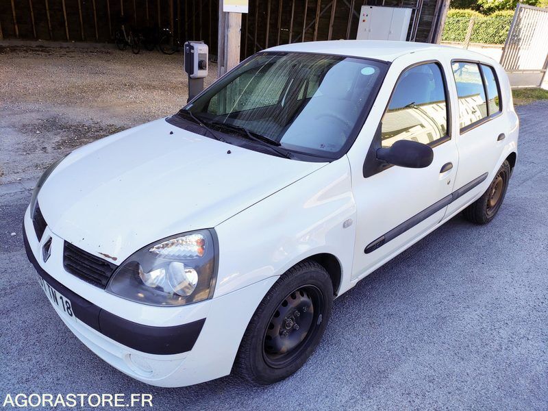 RENAULT CLIO 9761TN18 - Henkilöauto: kuva RENAULT CLIO 9761TN18 - Henkilöauto RENAULT CLIO 9761TN18 - Henkilöauto: kuva RENAULT CLIO 9761TN18 - Henkilöauto