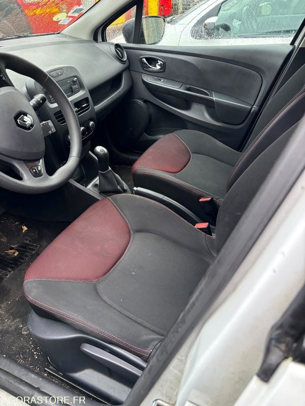 RENAULT CLIO CG292R - Henkilöauto: kuva RENAULT CLIO CG292R - Henkilöauto RENAULT CLIO CG292R - Henkilöauto: kuva RENAULT CLIO CG292R - Henkilöauto