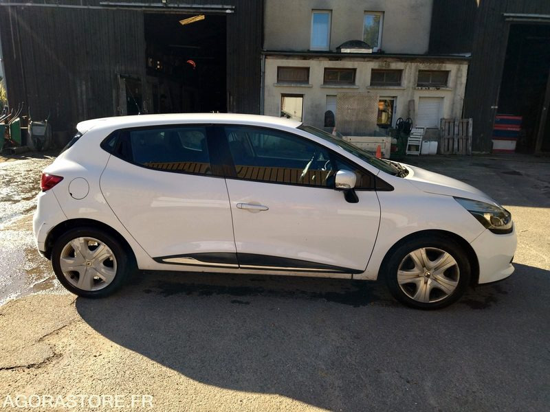 RENAULT CLIO DE 2013 AVEC 258818 KM - Henkilöauto: kuva RENAULT CLIO DE 2013 AVEC 258818 KM - Henkilöauto RENAULT CLIO DE 2013 AVEC 258818 KM - Henkilöauto: kuva RENAULT CLIO DE 2013 AVEC 258818 KM - Henkilöauto