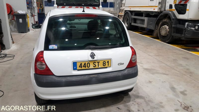 RENAULT CLIO II 1.2 16V - Henkilöauto: kuva RENAULT CLIO II 1.2 16V - Henkilöauto RENAULT CLIO II 1.2 16V - Henkilöauto: kuva RENAULT CLIO II 1.2 16V - Henkilöauto