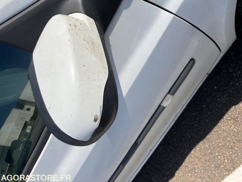 RENAULT CLIO - Henkilöauto: kuva RENAULT CLIO - Henkilöauto RENAULT CLIO - Henkilöauto: kuva RENAULT CLIO - Henkilöauto