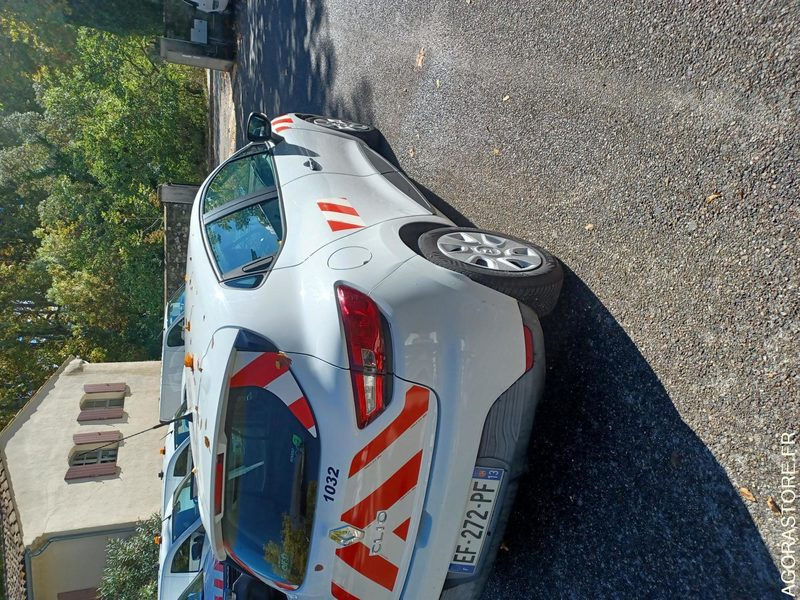 RENAULT CLIO SOCIETE / REF SCP : 1032 - Henkilöauto: kuva RENAULT CLIO SOCIETE / REF SCP : 1032 - Henkilöauto RENAULT CLIO SOCIETE / REF SCP : 1032 - Henkilöauto: kuva RENAULT CLIO SOCIETE / REF SCP : 1032 - Henkilöauto