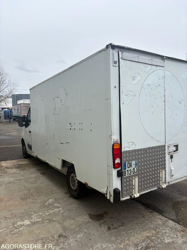 RENAULT - MASTER - 2014 / 292400 / VEHICULE NON ROULANT - Pakettiauto: kuva RENAULT - MASTER - 2014 / 292400 / VEHICULE NON ROULANT - Pakettiauto RENAULT - MASTER - 2014 / 292400 / VEHICULE NON ROULANT - Pakettiauto: kuva RENAULT - MASTER - 2014 / 292400 / VEHICULE NON ROULANT - Pakettiauto