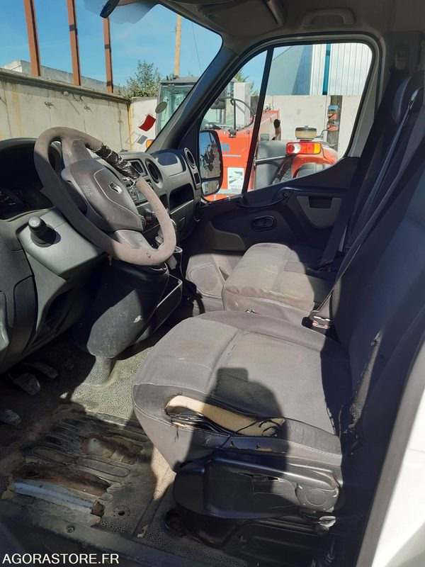 RENAULT MASTER BENNE DANS L'ETAT - Kippilava-auto: kuva  RENAULT MASTER BENNE DANS L'ETAT - Kippilava-auto RENAULT MASTER BENNE DANS L'ETAT - Kippilava-auto: kuva  RENAULT MASTER BENNE DANS L'ETAT - Kippilava-auto
