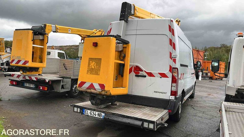 RENAULT MASTER NACELLE KLUBB K32- 2017 / 88884KM (EL634NB) - Pakettiauto: kuva  RENAULT MASTER NACELLE KLUBB K32- 2017 / 88884KM (EL634NB) - Pakettiauto RENAULT MASTER NACELLE KLUBB K32- 2017 / 88884KM (EL634NB) - Pakettiauto: kuva  RENAULT MASTER NACELLE KLUBB K32- 2017 / 88884KM (EL634NB) - Pakettiauto