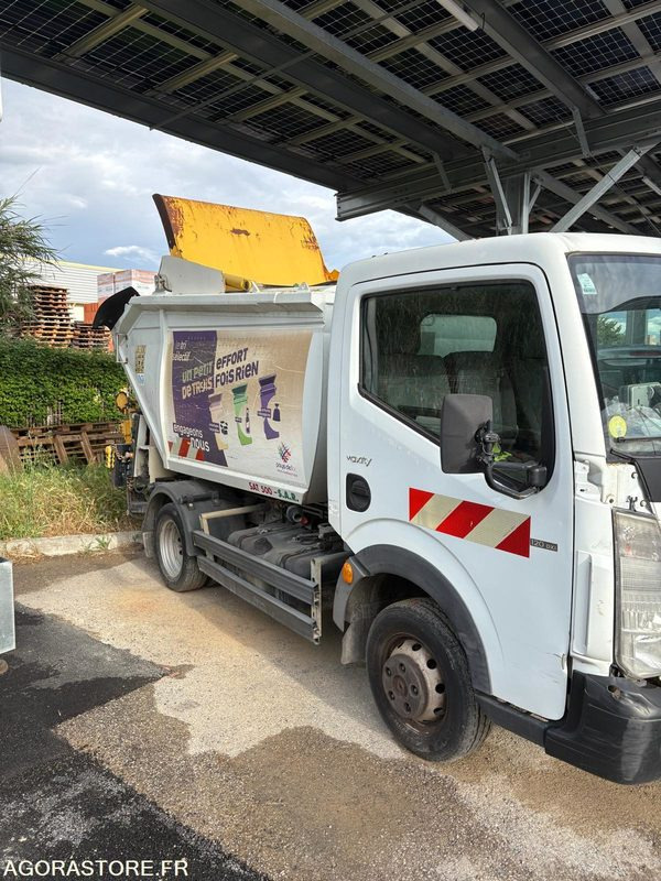 RENAULT MAXITY DIESEL AM 2013 BOM 83275KM CT-350-LL N° VIN: VF6SNFF24D3153920 - Kippilava-auto: kuva RENAULT MAXITY DIESEL AM 2013 BOM 83275KM CT-350-LL N° VIN: VF6SNFF24D3153920 - Kippilava-auto RENAULT MAXITY DIESEL AM 2013 BOM 83275KM CT-350-LL N° VIN: VF6SNFF24D3153920 - Kippilava-auto: kuva RENAULT MAXITY DIESEL AM 2013 BOM 83275KM CT-350-LL N° VIN: VF6SNFF24D3153920 - Kippilava-auto