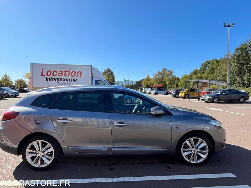 RENAULT MEGANE ESTATE XV DE FRANCE DCI 110 - Henkilöauto: kuva RENAULT MEGANE ESTATE XV DE FRANCE DCI 110 - Henkilöauto RENAULT MEGANE ESTATE XV DE FRANCE DCI 110 - Henkilöauto: kuva RENAULT MEGANE ESTATE XV DE FRANCE DCI 110 - Henkilöauto