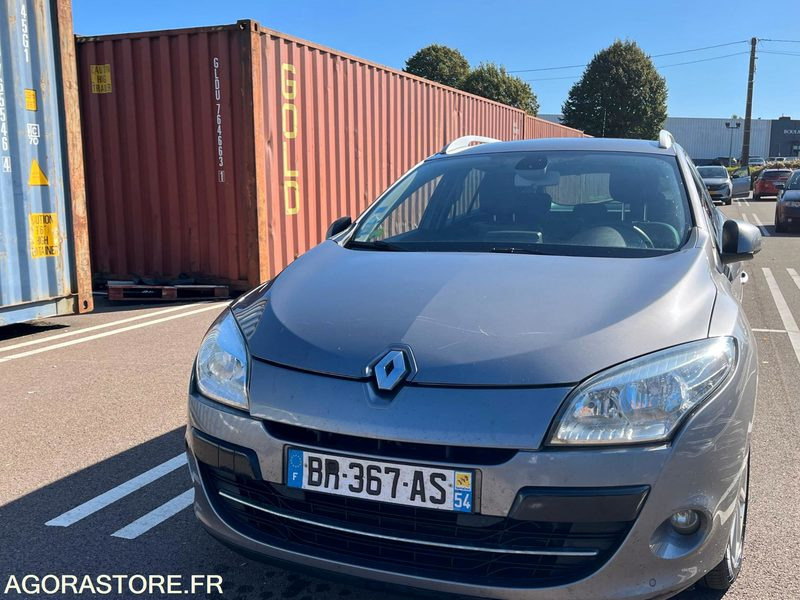 RENAULT MEGANE ESTATE XV DE FRANCE DCI 110 - Henkilöauto: kuva RENAULT MEGANE ESTATE XV DE FRANCE DCI 110 - Henkilöauto RENAULT MEGANE ESTATE XV DE FRANCE DCI 110 - Henkilöauto: kuva RENAULT MEGANE ESTATE XV DE FRANCE DCI 110 - Henkilöauto