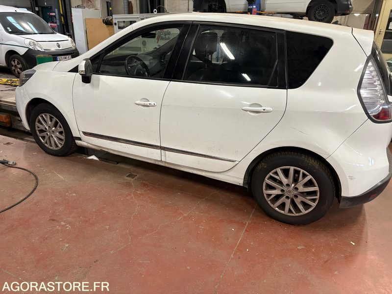 RENAULT SCENIC 3 - 113000KMS - 2016 - Henkilöauto: kuva RENAULT SCENIC 3 - 113000KMS - 2016 - Henkilöauto RENAULT SCENIC 3 - 113000KMS - 2016 - Henkilöauto: kuva RENAULT SCENIC 3 - 113000KMS - 2016 - Henkilöauto