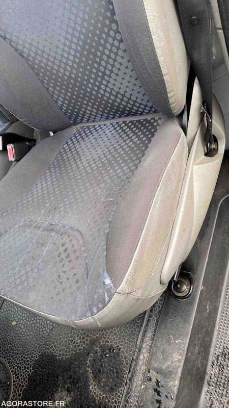 Pakettiauto RENAULT TRAFIC – CLOG – EM – 309 421 KM: kuva Pakettiauto RENAULT TRAFIC – CLOG – EM – 309 421 KM