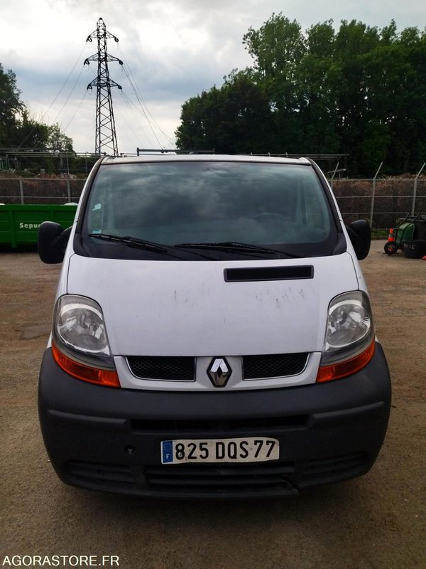 RENAULT TRAFIC DE 2005  71234 KM - Pakettiauto: kuva  RENAULT TRAFIC DE 2005  71234 KM - Pakettiauto RENAULT TRAFIC DE 2005  71234 KM - Pakettiauto: kuva  RENAULT TRAFIC DE 2005  71234 KM - Pakettiauto
