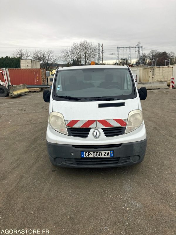 RENAULT TRAFIC diesel - Année 2013 - 376.300km - Pakettiauto: kuva RENAULT TRAFIC diesel - Année 2013 - 376.300km - Pakettiauto RENAULT TRAFIC diesel - Année 2013 - 376.300km - Pakettiauto: kuva RENAULT TRAFIC diesel - Année 2013 - 376.300km - Pakettiauto
