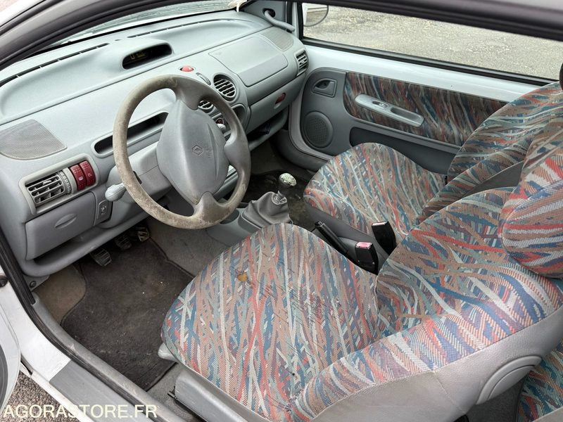 RENAULT TWINGO - 2002 - 158000KM - Henkilöauto: kuva RENAULT TWINGO - 2002 - 158000KM - Henkilöauto RENAULT TWINGO - 2002 - 158000KM - Henkilöauto: kuva RENAULT TWINGO - 2002 - 158000KM - Henkilöauto