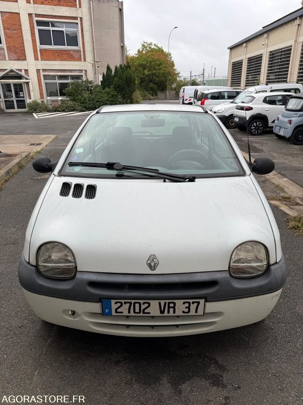 RENAULT TWINGO GPL / ESSENCE - Henkilöauto: kuva RENAULT TWINGO GPL / ESSENCE - Henkilöauto RENAULT TWINGO GPL / ESSENCE - Henkilöauto: kuva RENAULT TWINGO GPL / ESSENCE - Henkilöauto