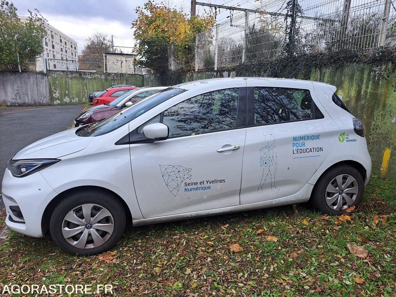 RENAULT - ZOE - 2019 - 41 000KM - Henkilöauto: kuva RENAULT - ZOE - 2019 - 41 000KM - Henkilöauto RENAULT - ZOE - 2019 - 41 000KM - Henkilöauto: kuva RENAULT - ZOE - 2019 - 41 000KM - Henkilöauto