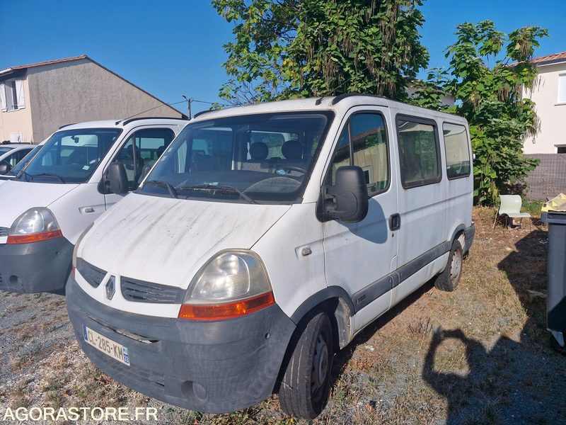 Ranault Master II AUTOBUS/AUTOCAR 2.5 DCI 160545kms 2007 - Minibussi, Pikkubussi: kuva Ranault Master II AUTOBUS/AUTOCAR 2.5 DCI 160545kms 2007 - Minibussi, Pikkubussi Ranault Master II AUTOBUS/AUTOCAR 2.5 DCI 160545kms 2007 - Minibussi, Pikkubussi: kuva Ranault Master II AUTOBUS/AUTOCAR 2.5 DCI 160545kms 2007 - Minibussi, Pikkubussi