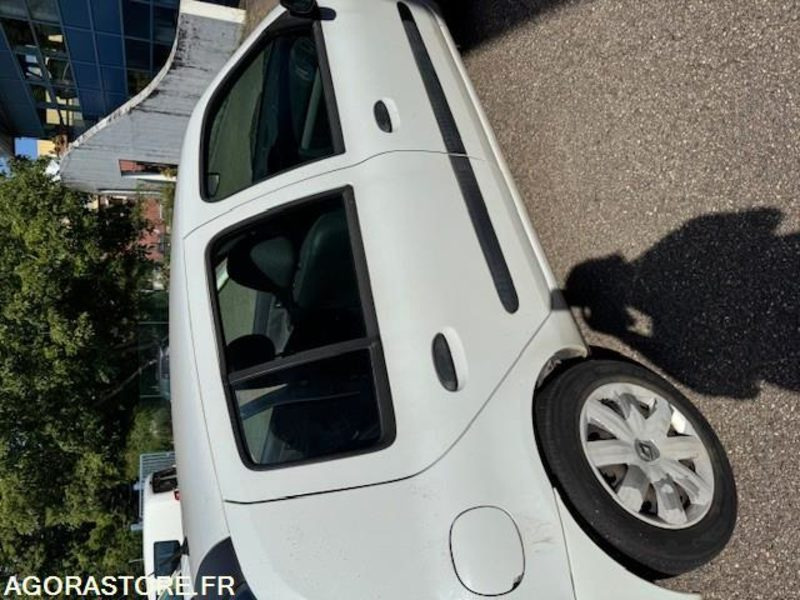 Renault CLIO 2 - Henkilöauto: kuva Renault CLIO 2 - Henkilöauto Renault CLIO 2 - Henkilöauto: kuva Renault CLIO 2 - Henkilöauto