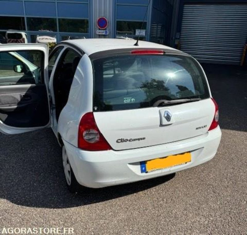 Renault CLIO 2 - Henkilöauto: kuva Renault CLIO 2 - Henkilöauto Renault CLIO 2 - Henkilöauto: kuva Renault CLIO 2 - Henkilöauto