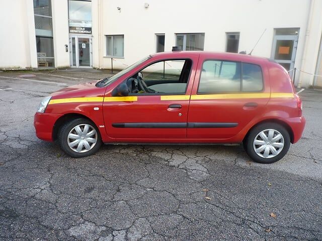Renault CLIO - Viistoperä: kuva Renault CLIO - Viistoperä Renault CLIO - Viistoperä: kuva Renault CLIO - Viistoperä