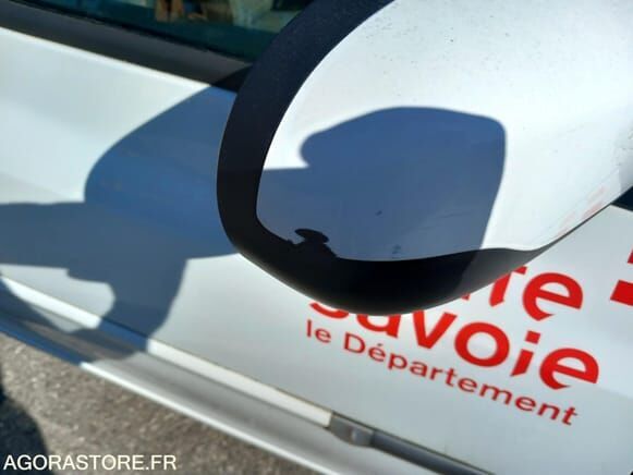 Renault CLIO - Viistoperä: kuva Renault CLIO - Viistoperä Renault CLIO - Viistoperä: kuva Renault CLIO - Viistoperä