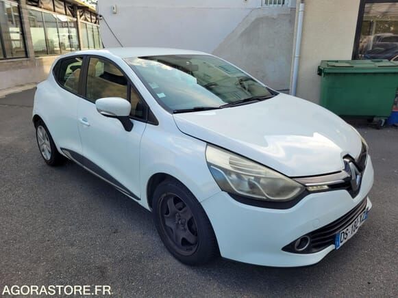 Renault CLIO - Viistoperä: kuva Renault CLIO - Viistoperä Renault CLIO - Viistoperä: kuva Renault CLIO - Viistoperä