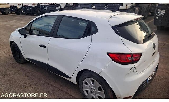 Renault CLIO - Viistoperä: kuva Renault CLIO - Viistoperä Renault CLIO - Viistoperä: kuva Renault CLIO - Viistoperä