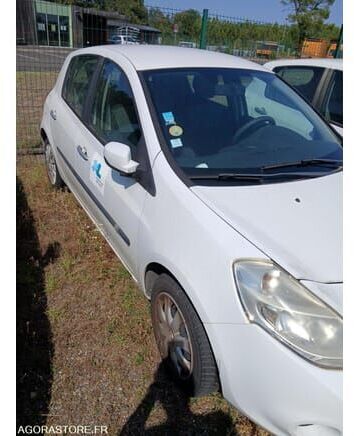 Renault CLIO - Viistoperä: kuva Renault CLIO - Viistoperä Renault CLIO - Viistoperä: kuva Renault CLIO - Viistoperä
