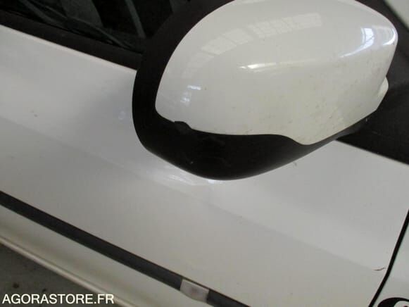 Renault CLIO - Viistoperä: kuva Renault CLIO - Viistoperä Renault CLIO - Viistoperä: kuva Renault CLIO - Viistoperä