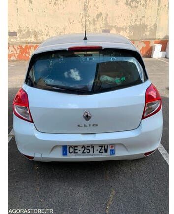 Renault CLIO - Viistoperä: kuva Renault CLIO - Viistoperä Renault CLIO - Viistoperä: kuva Renault CLIO - Viistoperä