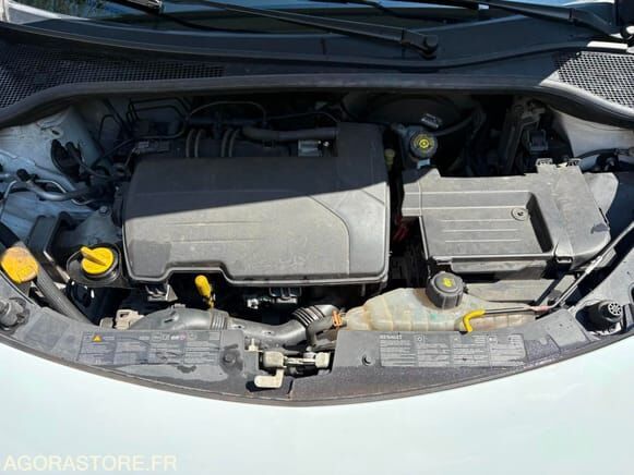 Renault CLIO - Viistoperä: kuva Renault CLIO - Viistoperä Renault CLIO - Viistoperä: kuva Renault CLIO - Viistoperä