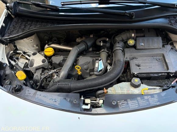 Renault CLIO - Viistoperä: kuva Renault CLIO - Viistoperä Renault CLIO - Viistoperä: kuva Renault CLIO - Viistoperä