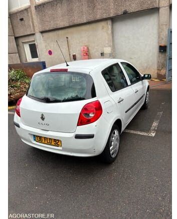 Renault CLIO - Viistoperä: kuva Renault CLIO - Viistoperä Renault CLIO - Viistoperä: kuva Renault CLIO - Viistoperä