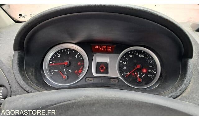 Renault CLIO - Viistoperä: kuva Renault CLIO - Viistoperä Renault CLIO - Viistoperä: kuva Renault CLIO - Viistoperä