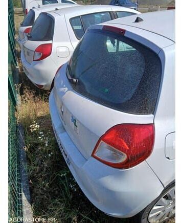 Renault CLIO - Viistoperä: kuva Renault CLIO - Viistoperä Renault CLIO - Viistoperä: kuva Renault CLIO - Viistoperä