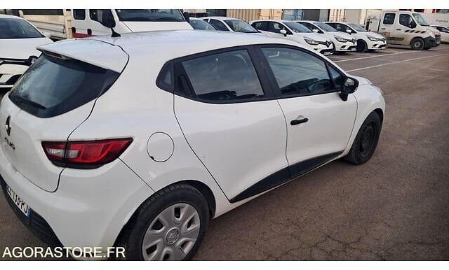 Renault CLIO - Viistoperä: kuva Renault CLIO - Viistoperä Renault CLIO - Viistoperä: kuva Renault CLIO - Viistoperä
