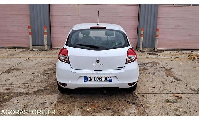 Renault CLIO - Viistoperä: kuva Renault CLIO - Viistoperä Renault CLIO - Viistoperä: kuva Renault CLIO - Viistoperä