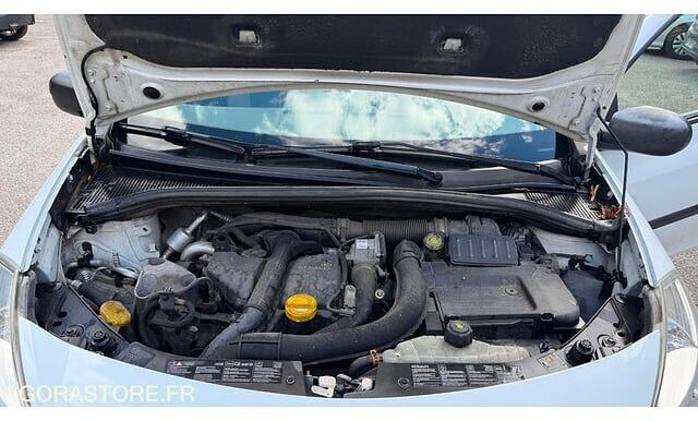 Renault CLIO - Viistoperä: kuva Renault CLIO - Viistoperä Renault CLIO - Viistoperä: kuva Renault CLIO - Viistoperä