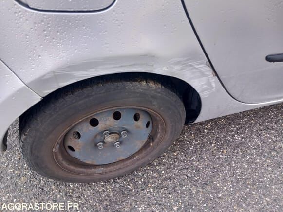 Renault CLIO - Viistoperä: kuva Renault CLIO - Viistoperä Renault CLIO - Viistoperä: kuva Renault CLIO - Viistoperä