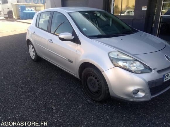 Renault CLIO - Viistoperä: kuva Renault CLIO - Viistoperä Renault CLIO - Viistoperä: kuva Renault CLIO - Viistoperä