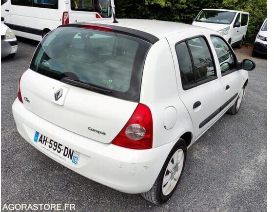 Renault CLIO - Viistoperä: kuva Renault CLIO - Viistoperä Renault CLIO - Viistoperä: kuva Renault CLIO - Viistoperä