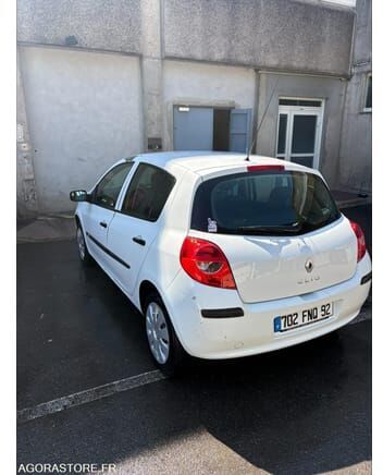 Renault CLIO - Viistoperä: kuva Renault CLIO - Viistoperä Renault CLIO - Viistoperä: kuva Renault CLIO - Viistoperä