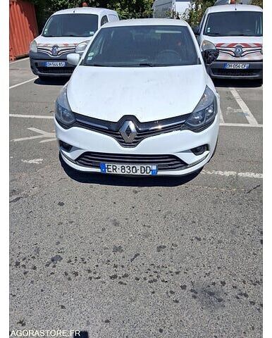 Renault CLIO - Viistoperä: kuva Renault CLIO - Viistoperä Renault CLIO - Viistoperä: kuva Renault CLIO - Viistoperä