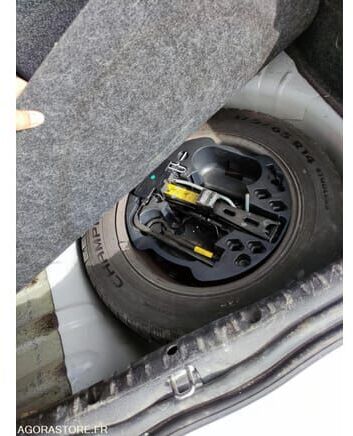 Renault CLIO - Viistoperä: kuva Renault CLIO - Viistoperä Renault CLIO - Viistoperä: kuva Renault CLIO - Viistoperä