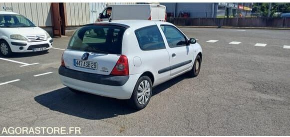 Renault CLIO - Viistoperä: kuva Renault CLIO - Viistoperä Renault CLIO - Viistoperä: kuva Renault CLIO - Viistoperä