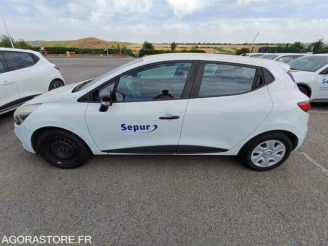 Renault CLIO - Viistoperä: kuva Renault CLIO - Viistoperä Renault CLIO - Viistoperä: kuva Renault CLIO - Viistoperä